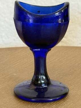 Vintage Whitall Tatum Cobalt Blue Glass Eye Wash Cup WT Co Antiques 1900s